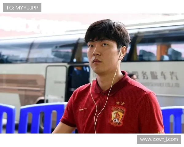 中国现役足球明星风采展现与未来发展前景分析