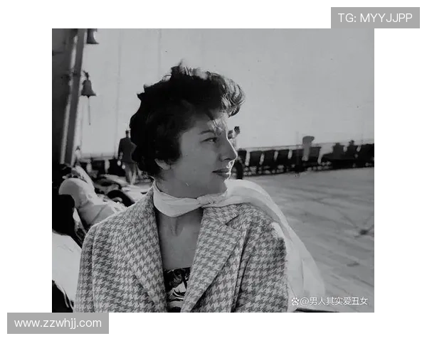 伊朗足球明星的妻子是谁揭秘她的生活与爱情故事