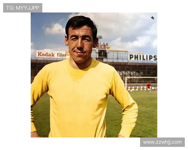 传奇22号足球明星的辉煌历程与场上风采解析