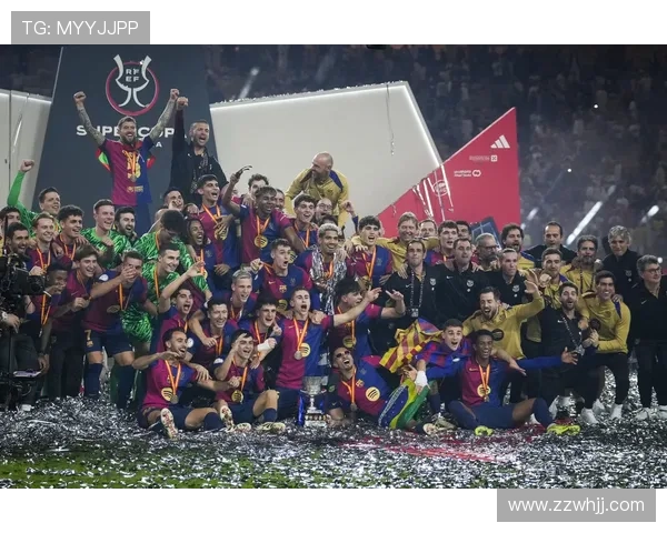 从小球场到世界舞台：著名足球明星的成长故事与奋斗历程