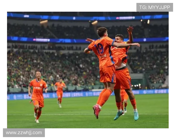 足球明星泰叙昆的传奇之路与辉煌成就解析